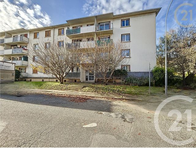 Appartement F5 à vendre - 5 pièces - 89.58 m2 - ST FARGEAU PONTHIERRY - 77 - ILE-DE-FRANCE - Century 21 Domaine Du Parc